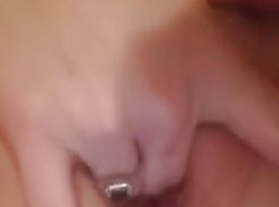 34 yo slut milf fingers worn out pussy and ass until cum