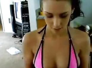 Hot Brunette Girl Showing Her Mouthwatering Breasts In Homemade Clip