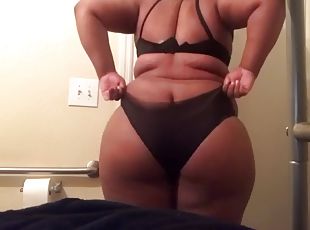 Brickhouse ebony with a fat booty