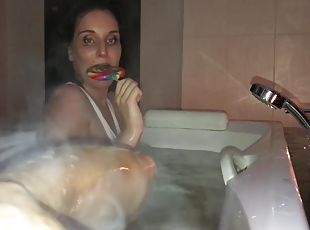 First Time Hottest Young Mom Milf´s Incredible Ass Pussy Show In The Bath