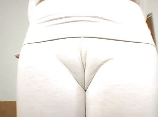 White Pants Are The Sexiest!