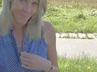 Gorgeous Striking German mom outdoor shag with a stranger