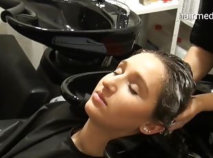Pleasure at the hairdresser