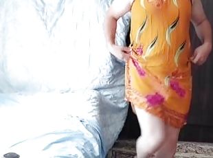 Hot Blonde BBW Milf Young College Boy Looks Like A Hot Aunty Woman In The Middle of Twenties Smooth