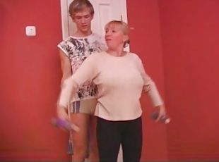 Fit trainer fucks a chubby older lady with big titties