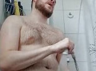 bañando, peluda, masturbación, amateur, maduro, polla-enorme, primera-persona, ducha, a-solas, pelotas