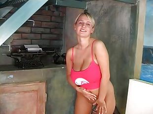 Solo Model Dame With Big Tits Masturbating Using Huge Toys