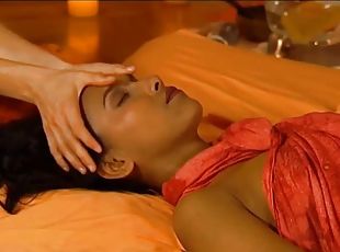 Incredible tantra massage for women