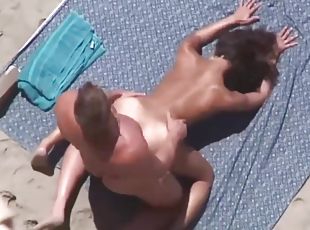 Outdoor hardcore with big ass brunette rough sex in public