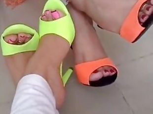 Latine feet
