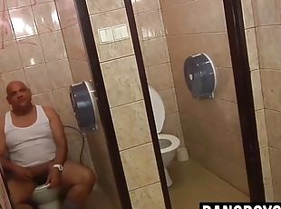public, hardcore, pe-fata, toaleta