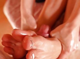 Foot massage. Foot worship with cum on cute feet - MERRY CHRISTMAS - NIGONIKA TOP PORN 2024
