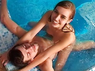 Igor fucks slender Katarinka in the swimming pool
