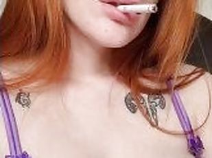dilettant, rothaarige, fetisch, allein, rauchen, tattoo