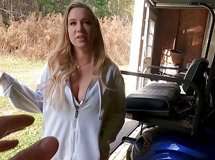 Blonde Bailey Brooke enjoys while sucking her boyfriend's cock