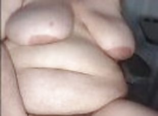 veľké-prsia, tučné, masturbácia, pička, amatérske, bbw, bacuľaté, prirodzené, prsia, fetišistické