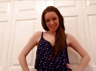 Mom Acts As Stepsons Girlfriend - Virtual Sex