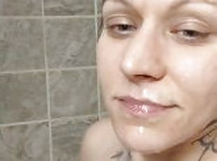 Wisconsin milf strokes cum out for facial