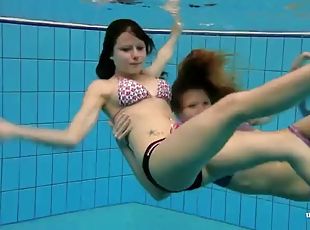 veľké-prsia, vonku, na-verejnosti, ruské, amatérske, zlatíčka, teenagerské, hardcore, bazén, zadok-butt
